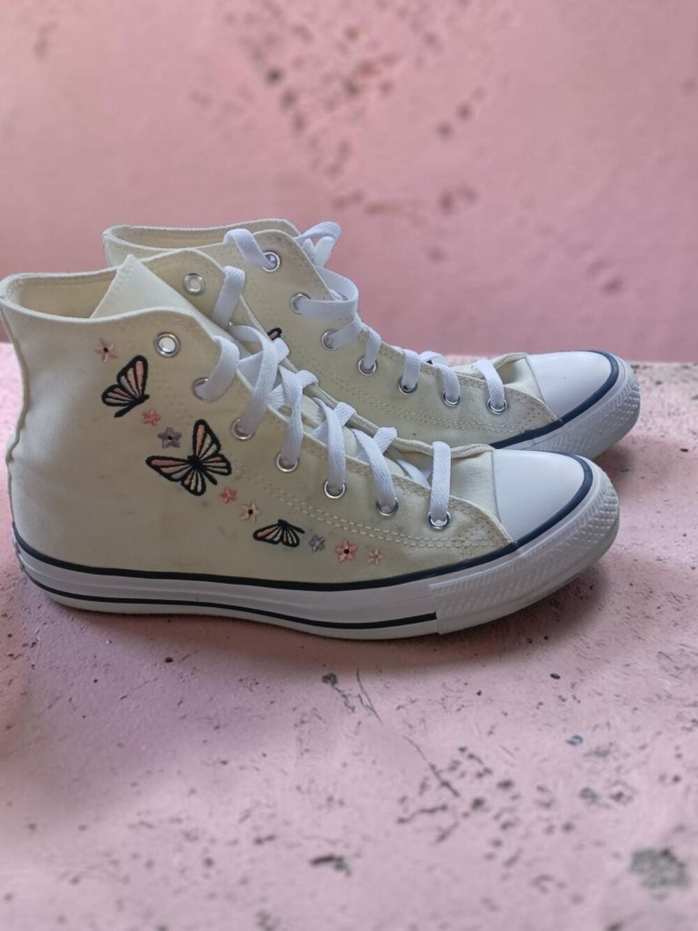 Converse Chuck Taylor All Star High Top Butterfly Embroidered Sneakers Women's S